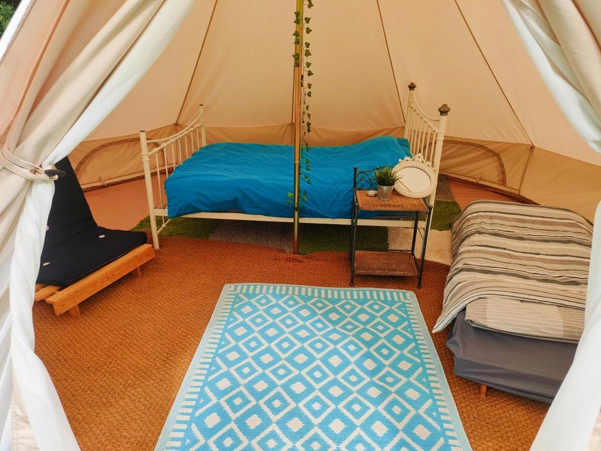 Hotel Battle Pods And Bells Glamping Exterior foto