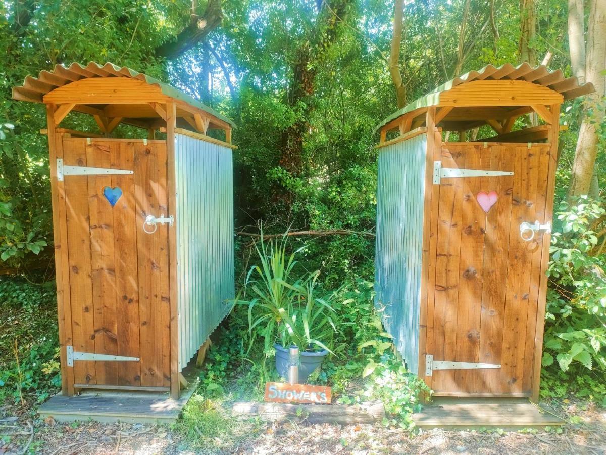 Hotel Battle Pods And Bells Glamping Exterior foto