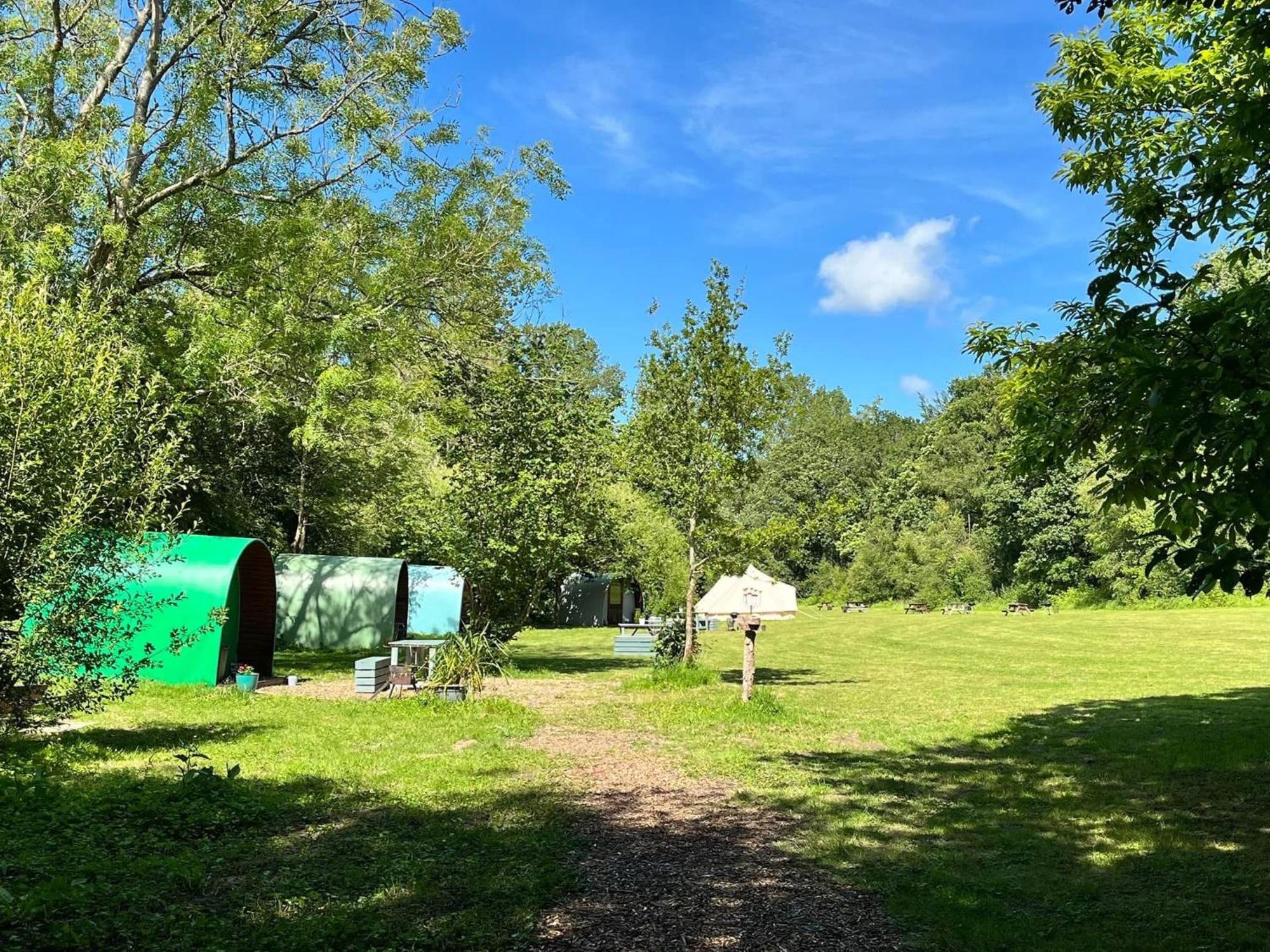 Hotel Battle Pods And Bells Glamping Exterior foto